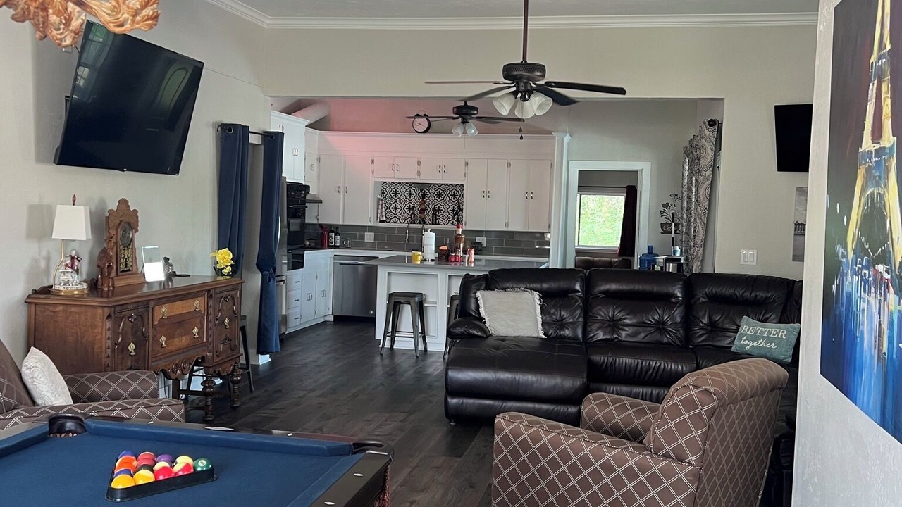 Photo of Livingroom in Montgomery