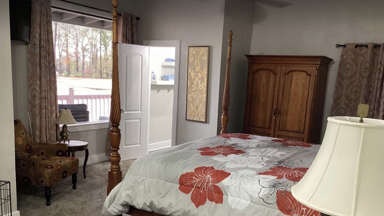 Photo of Bedroom in Montgomery