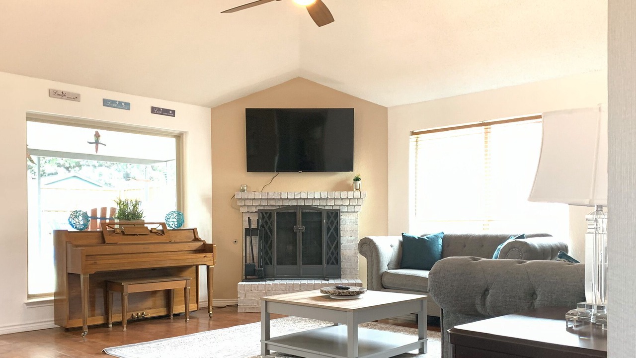 Photo of Livingroom in South Arlington
