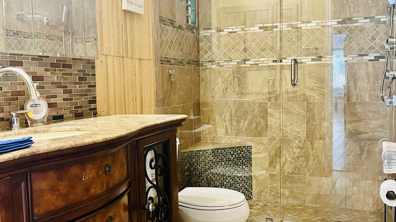 Photo of Bathroom in South Arlington