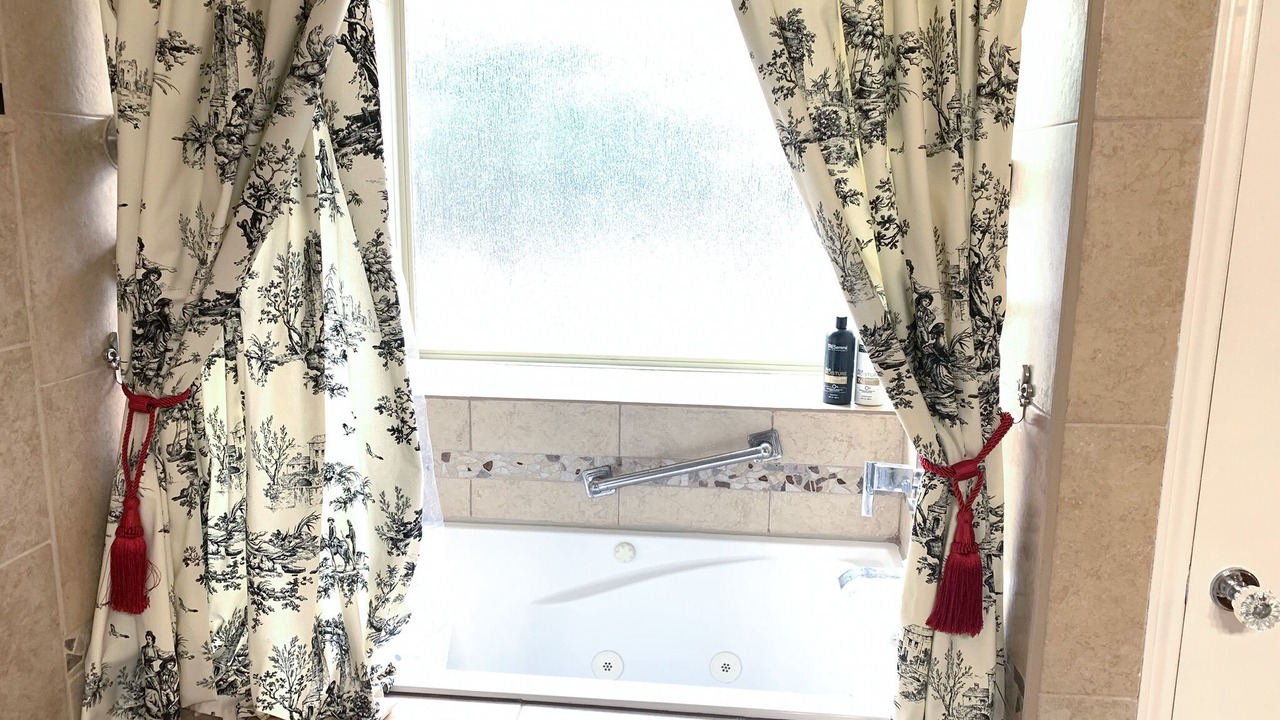 Photo of Bathroom in South Arlington