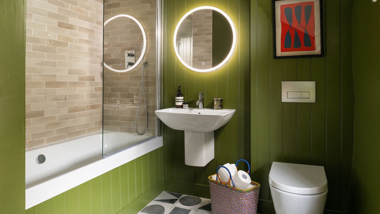 Photo of Bathroom in Dolwyddelan