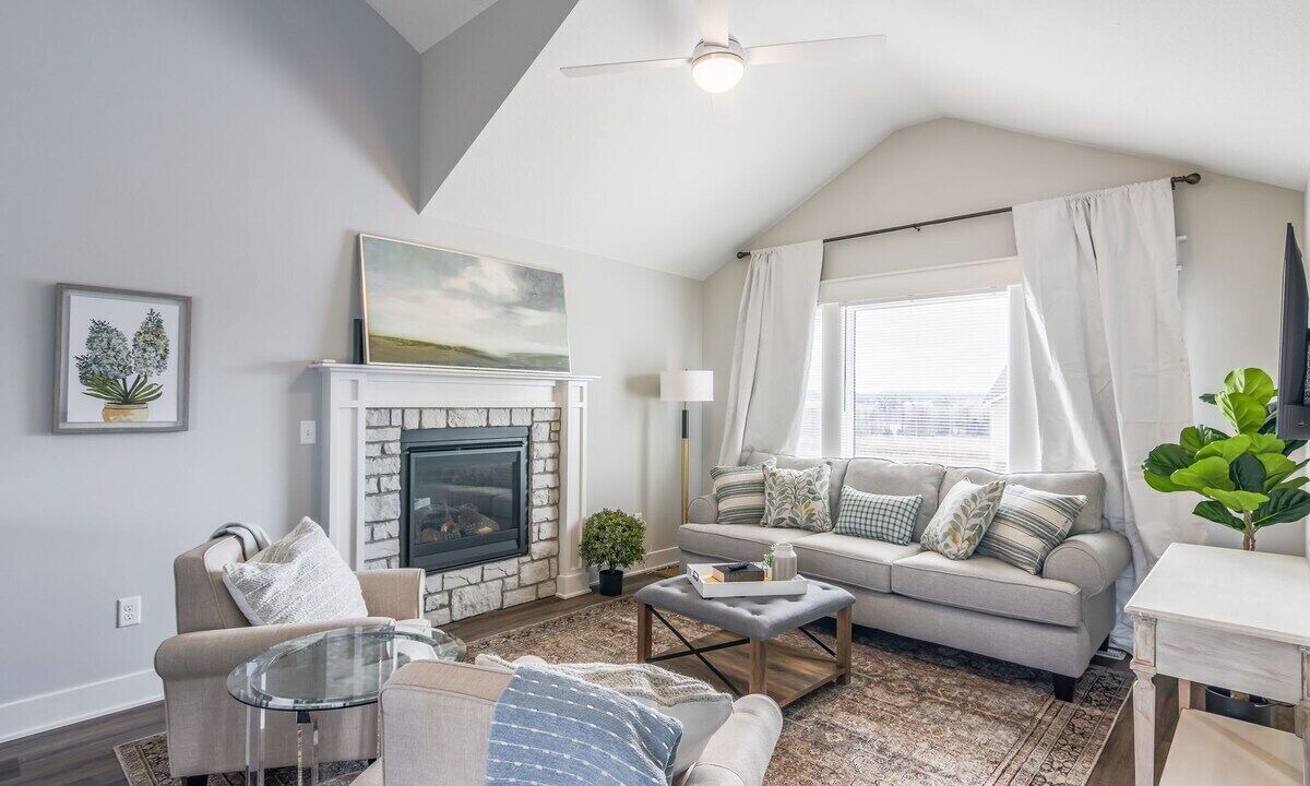 Photo of Livingroom in Harrisonville