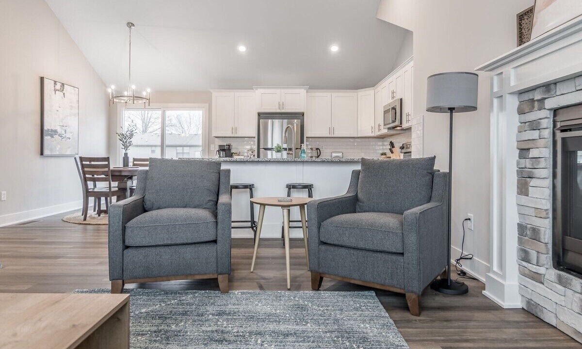 Photo of Livingroom in Harrisonville