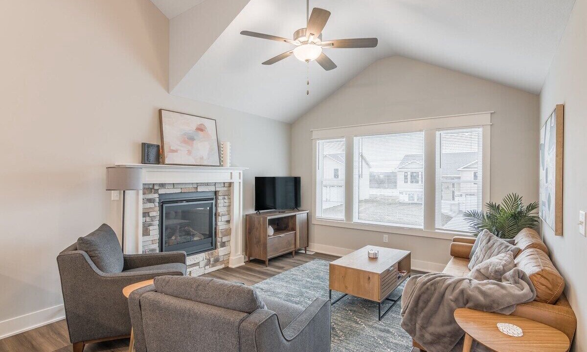 Photo of Livingroom in Harrisonville