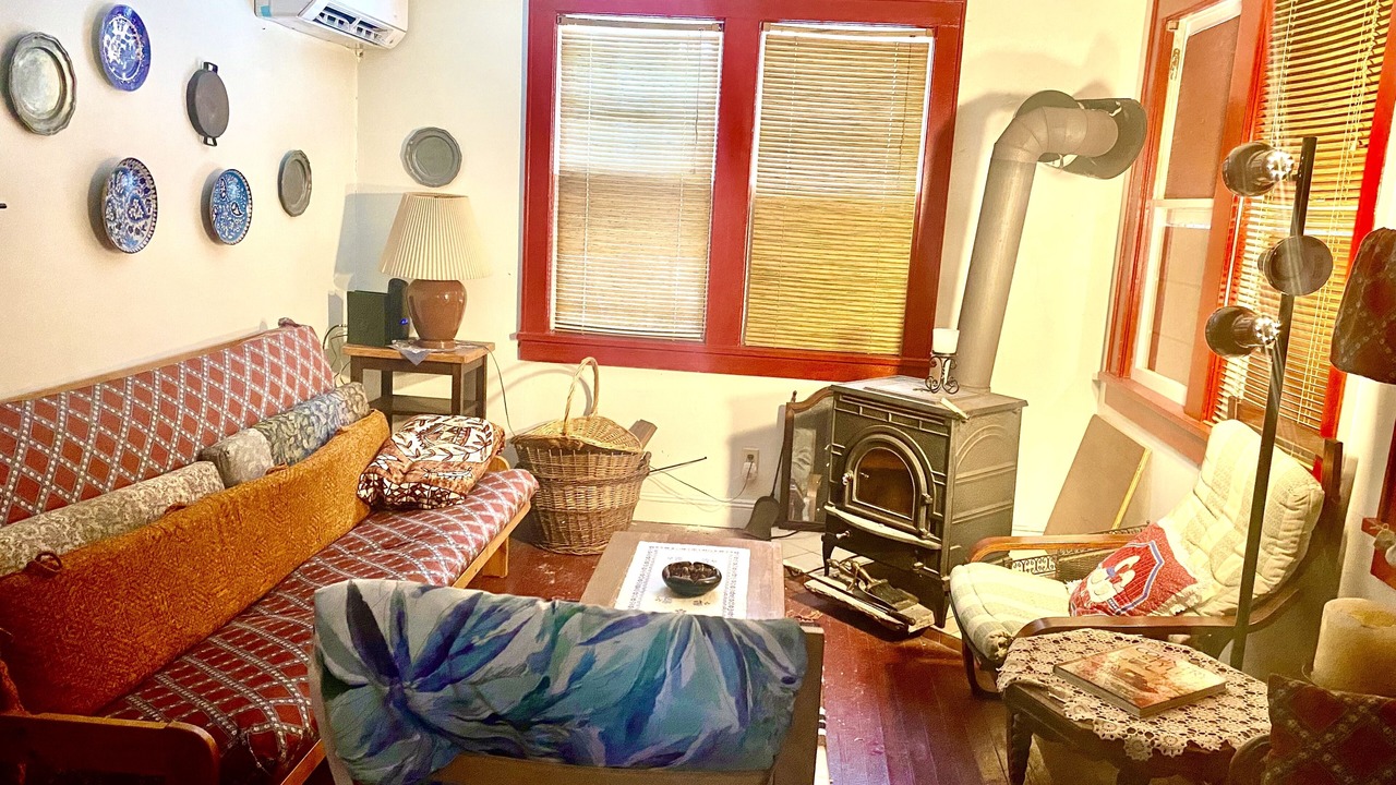 Photo of Livingroom in Ellenville
