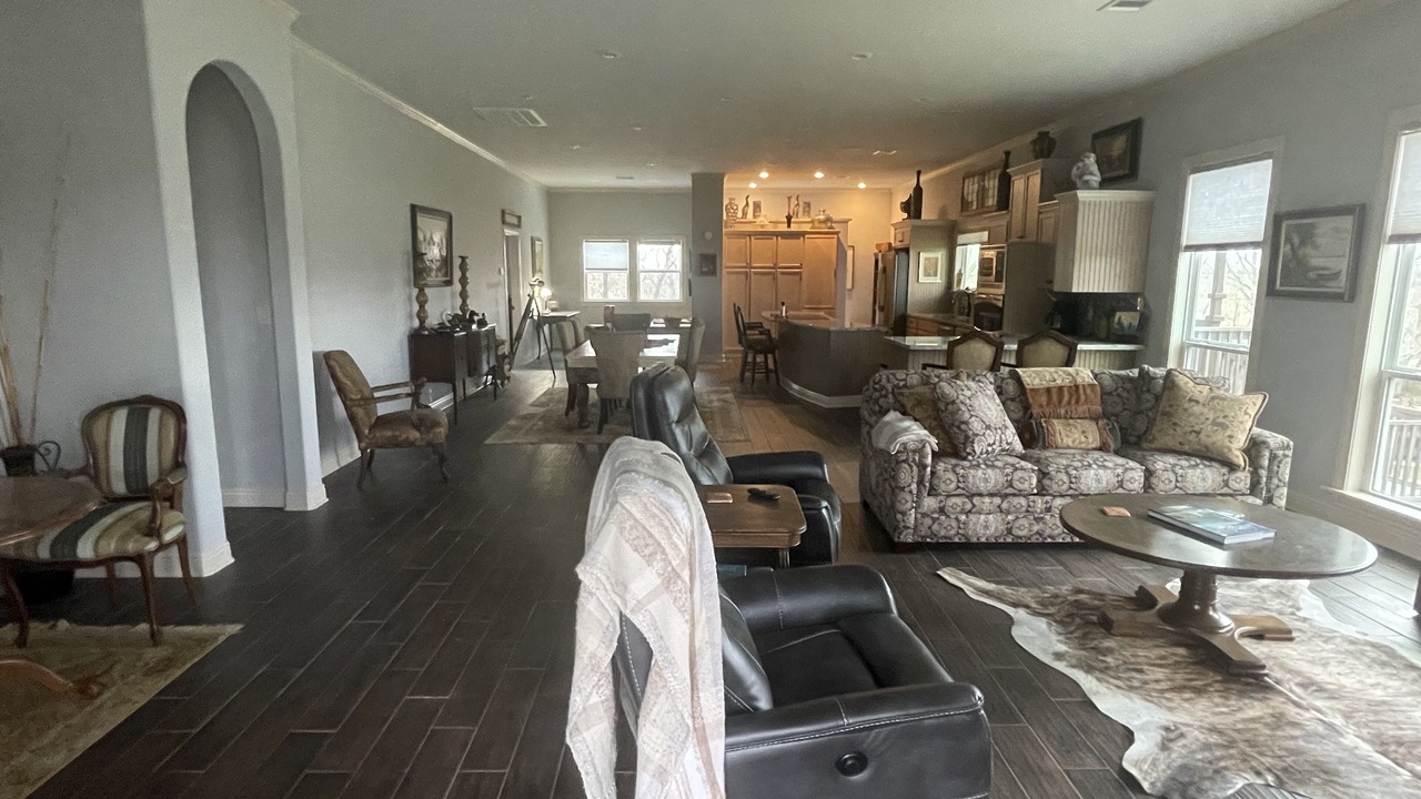 Photo of Livingroom in Barker