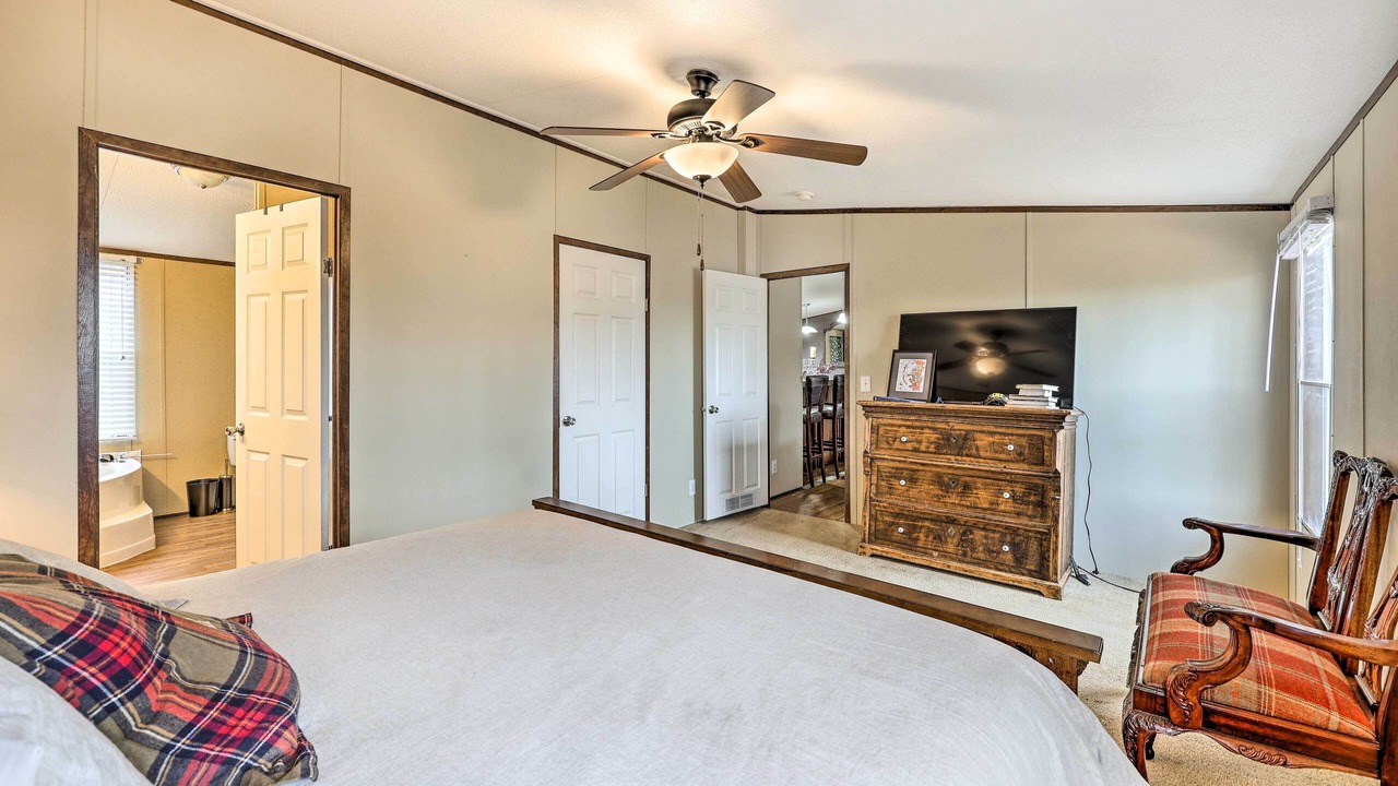 Photo of Bedroom in Ozark