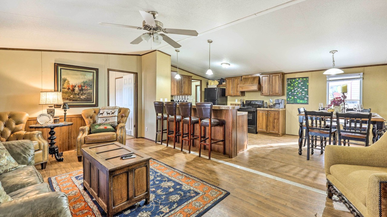 Photo of Livingroom in Ozark
