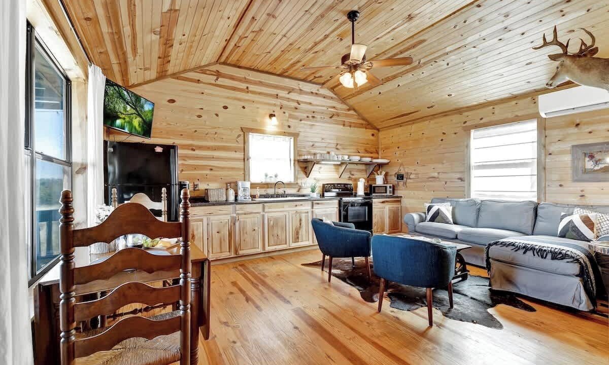 Photo of Bedroom in Fredericksburg