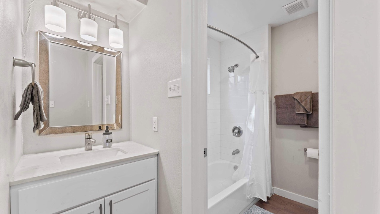 Photo of Bathroom in Allandale