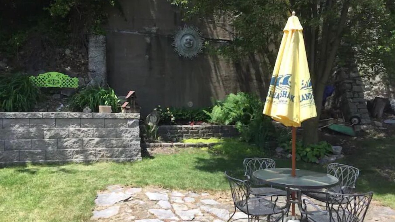 Photo of Outdoor in Alton