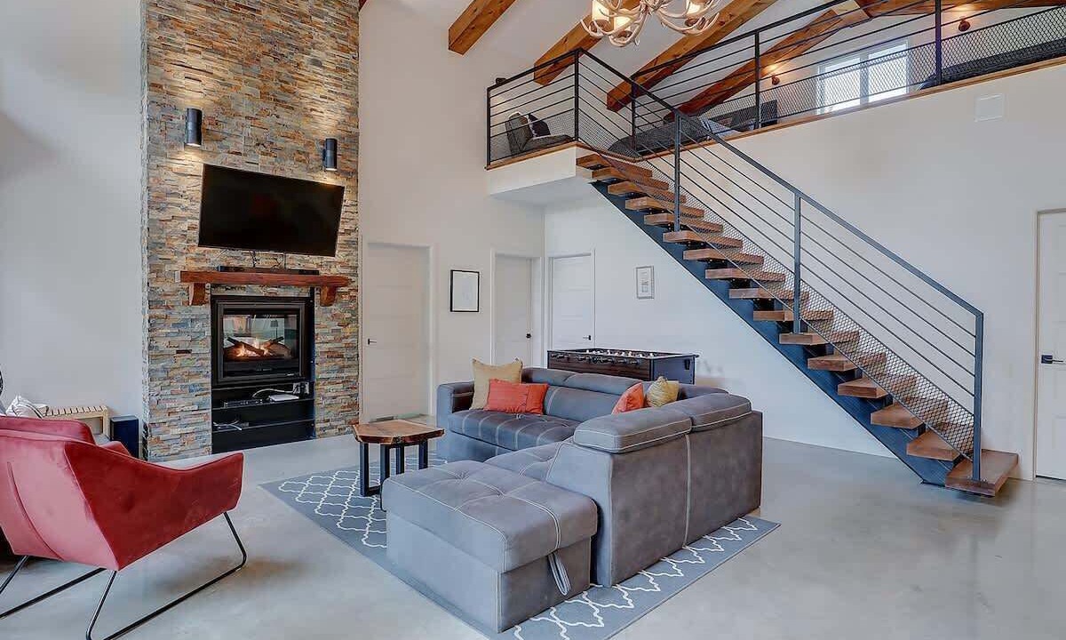 Photo of Livingroom in Stanstead Township