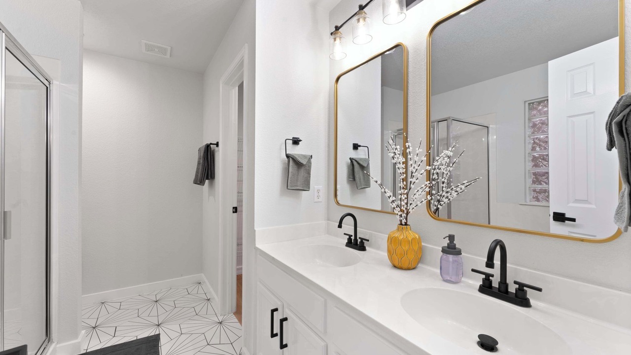Photo of Bathroom in Pflugerville