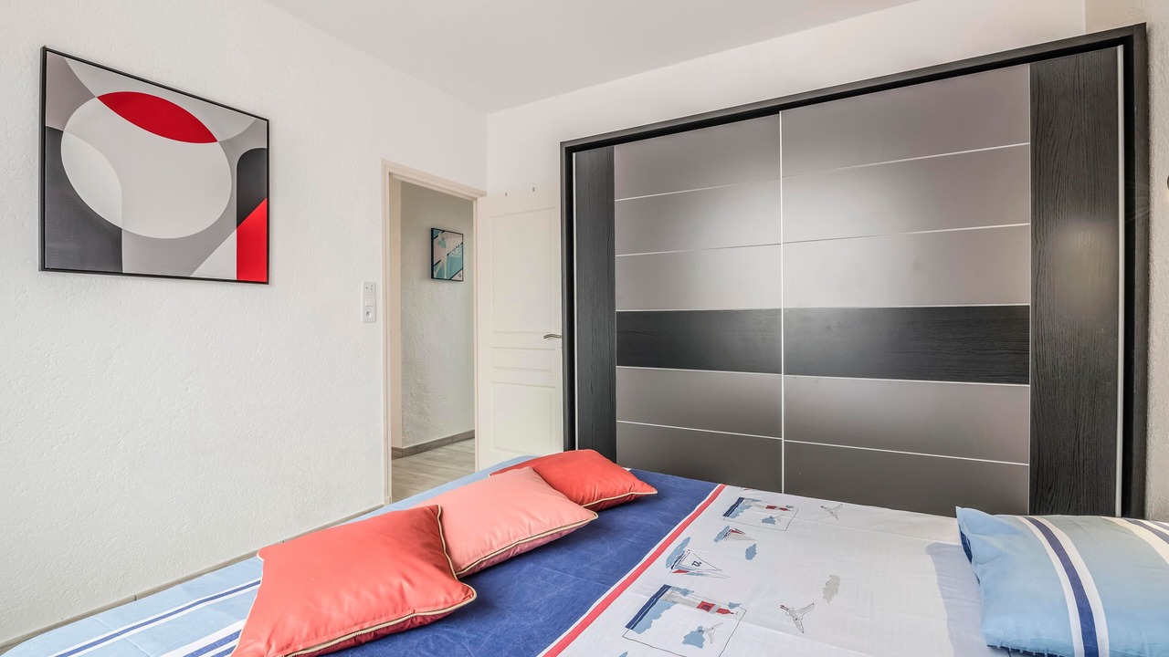 Photo of Bedroom in Saint-Cyprien Plage