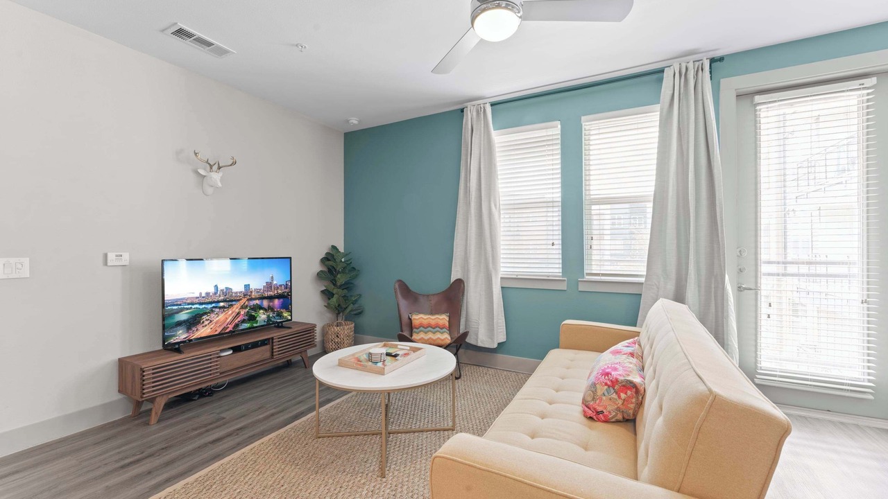 Photo of Livingroom in Montopolis