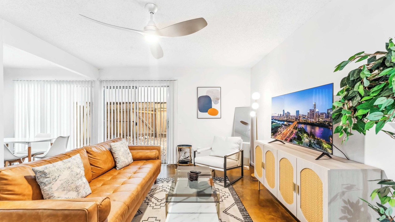 Photo of Livingroom in Bouldin