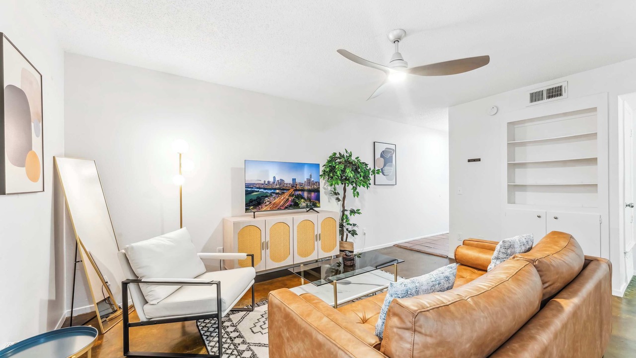 Photo of Livingroom in Bouldin