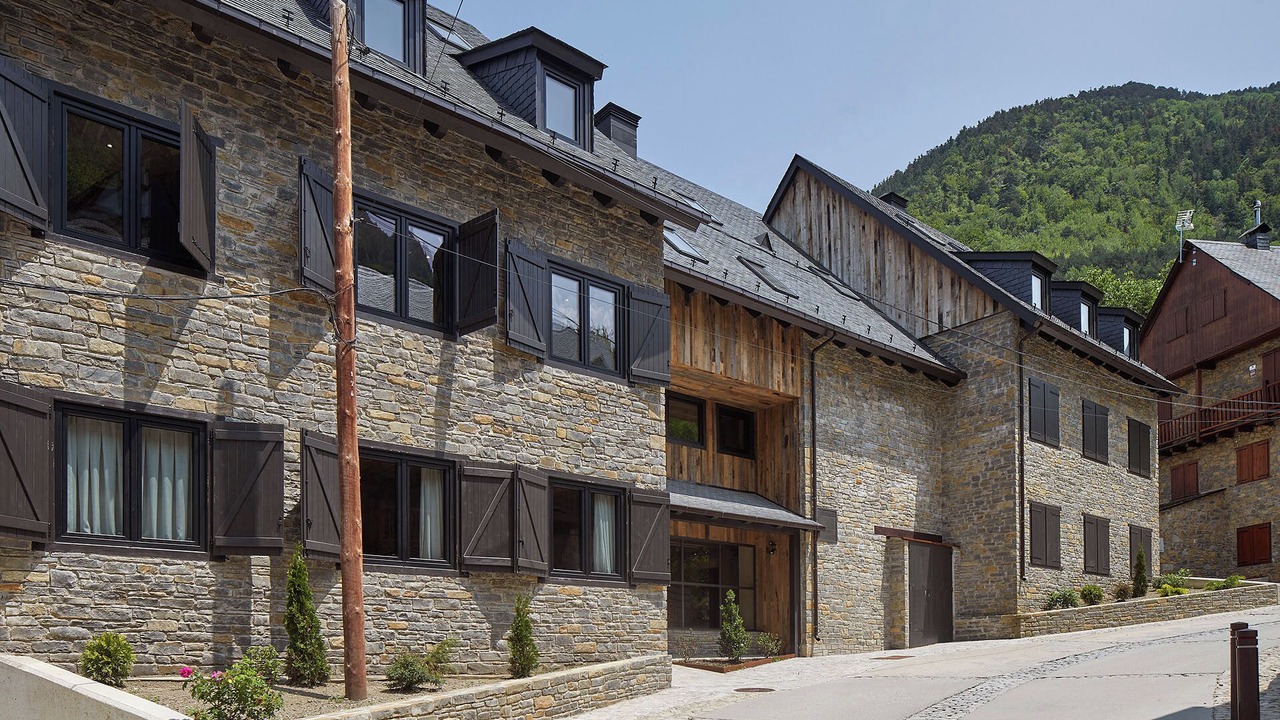 Photo of Outdoor in Arties