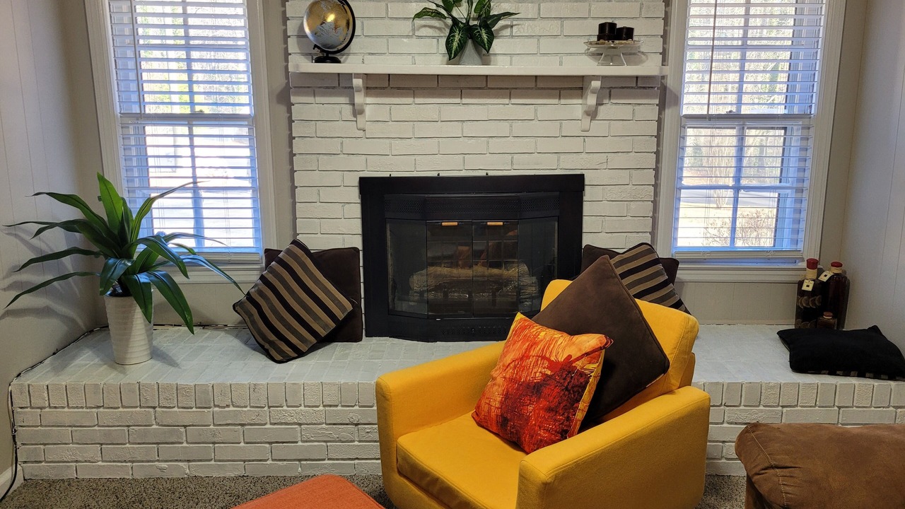Photo of Livingroom in Austell