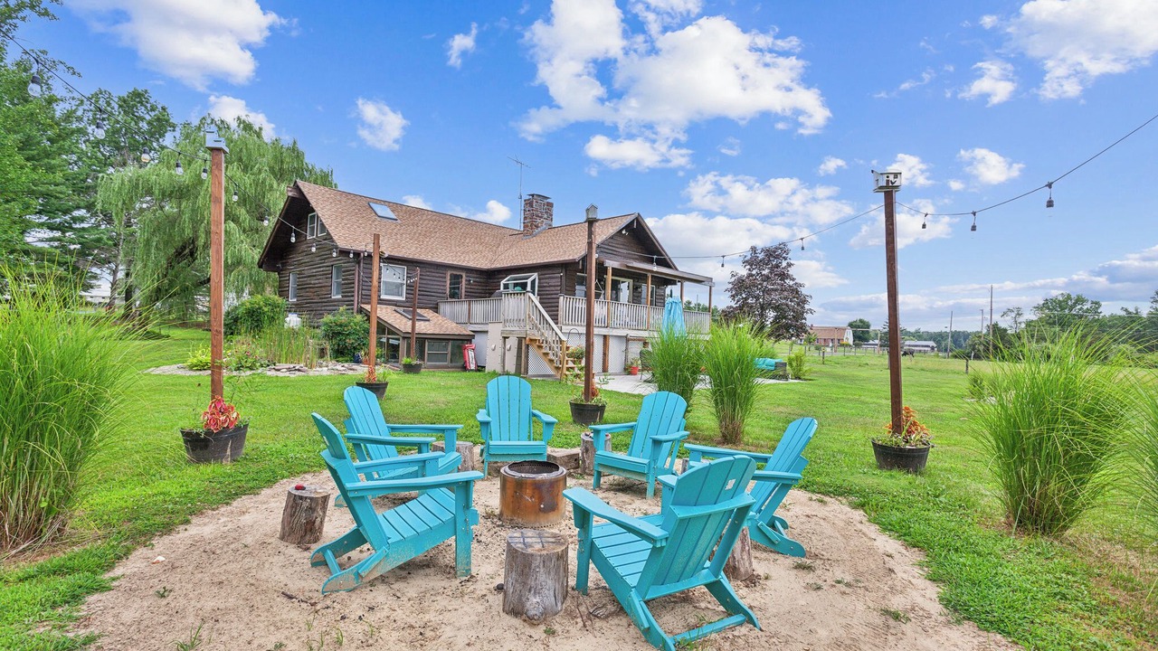 Photo of Others in Pipersville