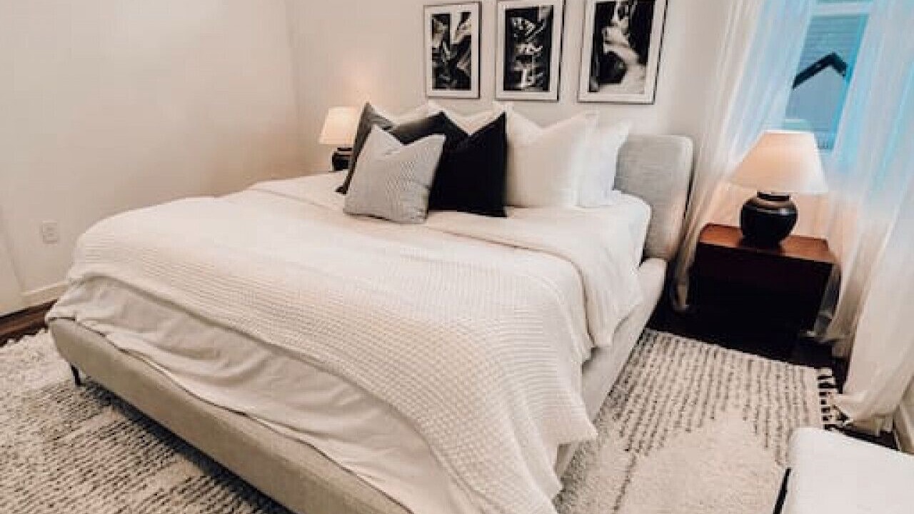 Photo of Bedroom in Holly