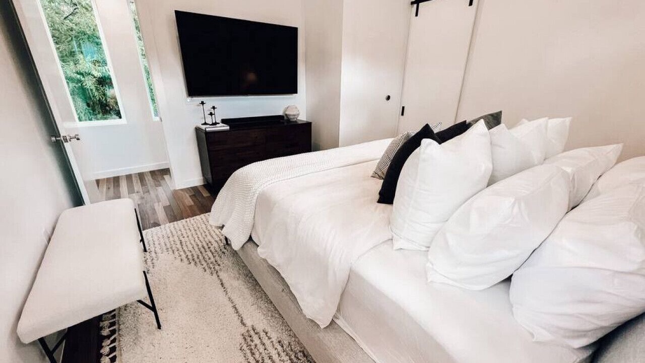 Photo of Bedroom in Holly