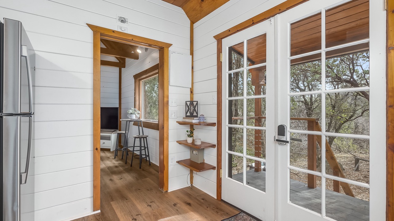 Photo of Others in Wishon