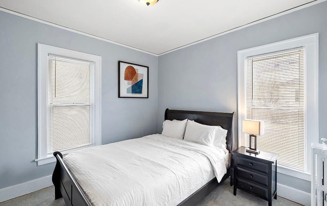 Photo of Bedroom in Mount Clemens