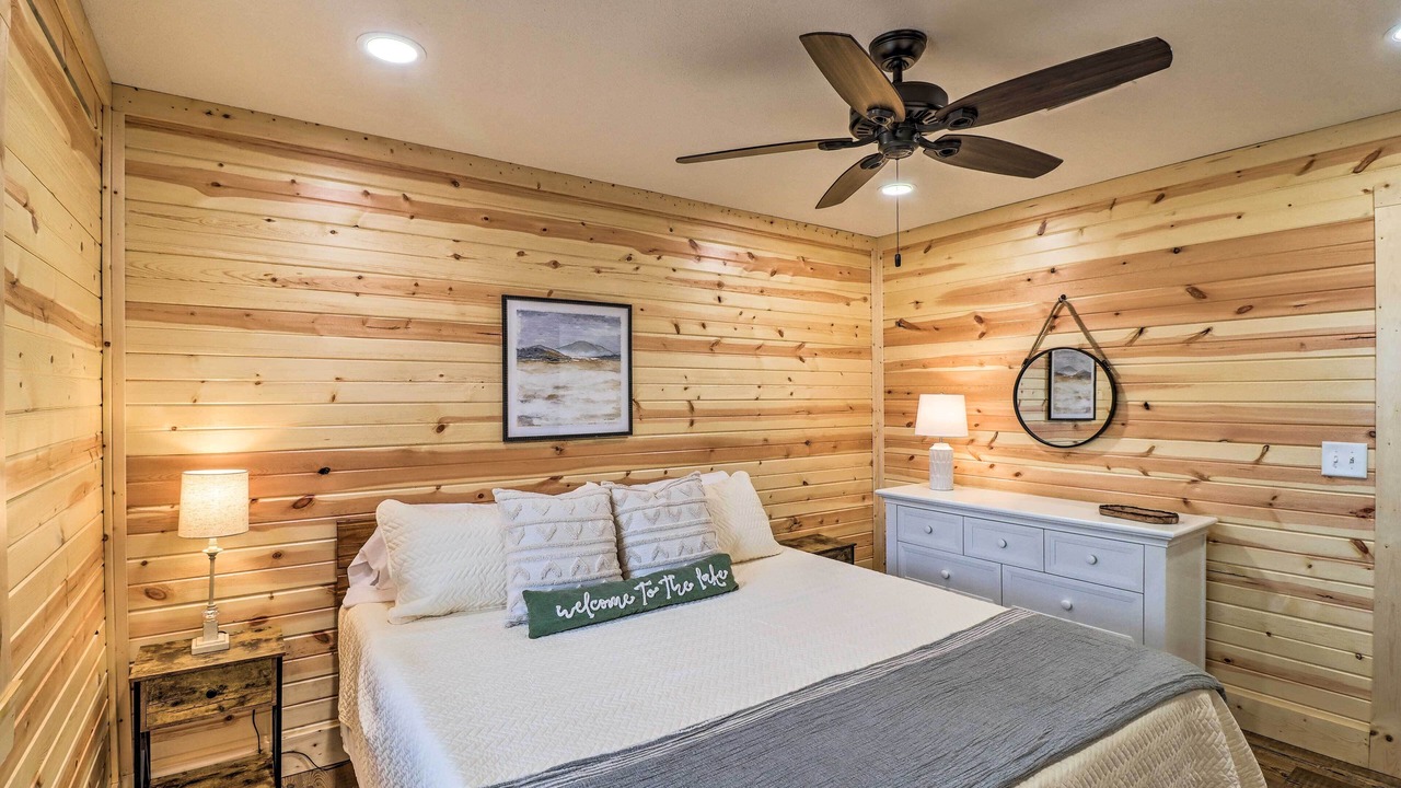 Photo of Bedroom in Greers Ferry