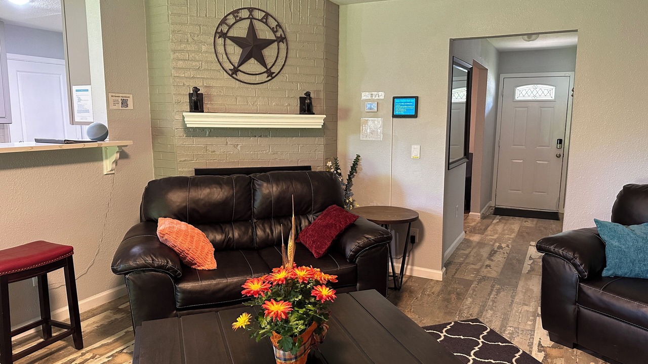 Photo of Bedroom in Euless