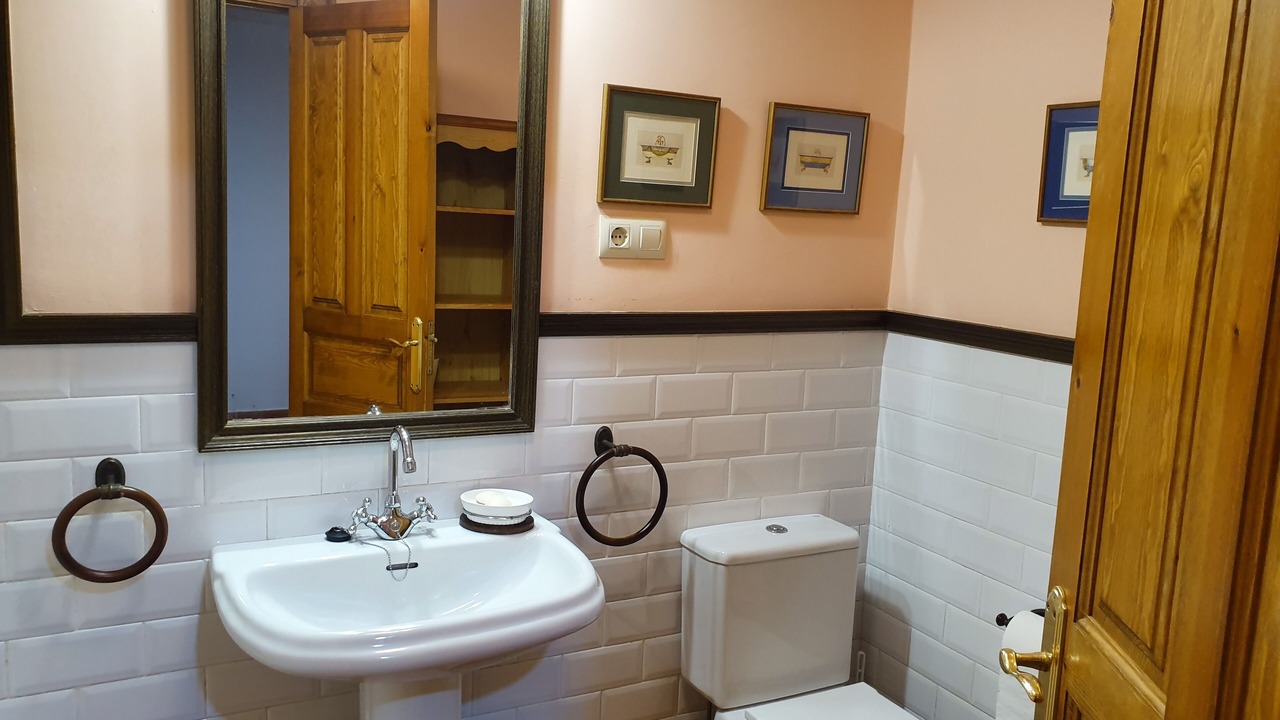Photo of Bathroom in Somo