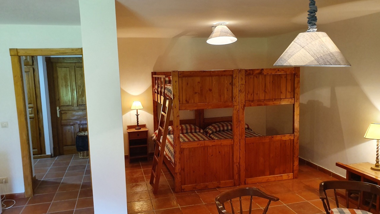 Photo of Bedroom in Somo