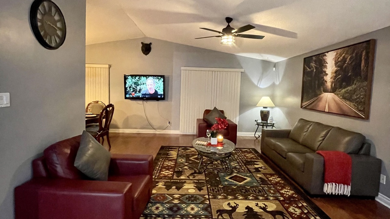 Photo of Livingroom in Tiny