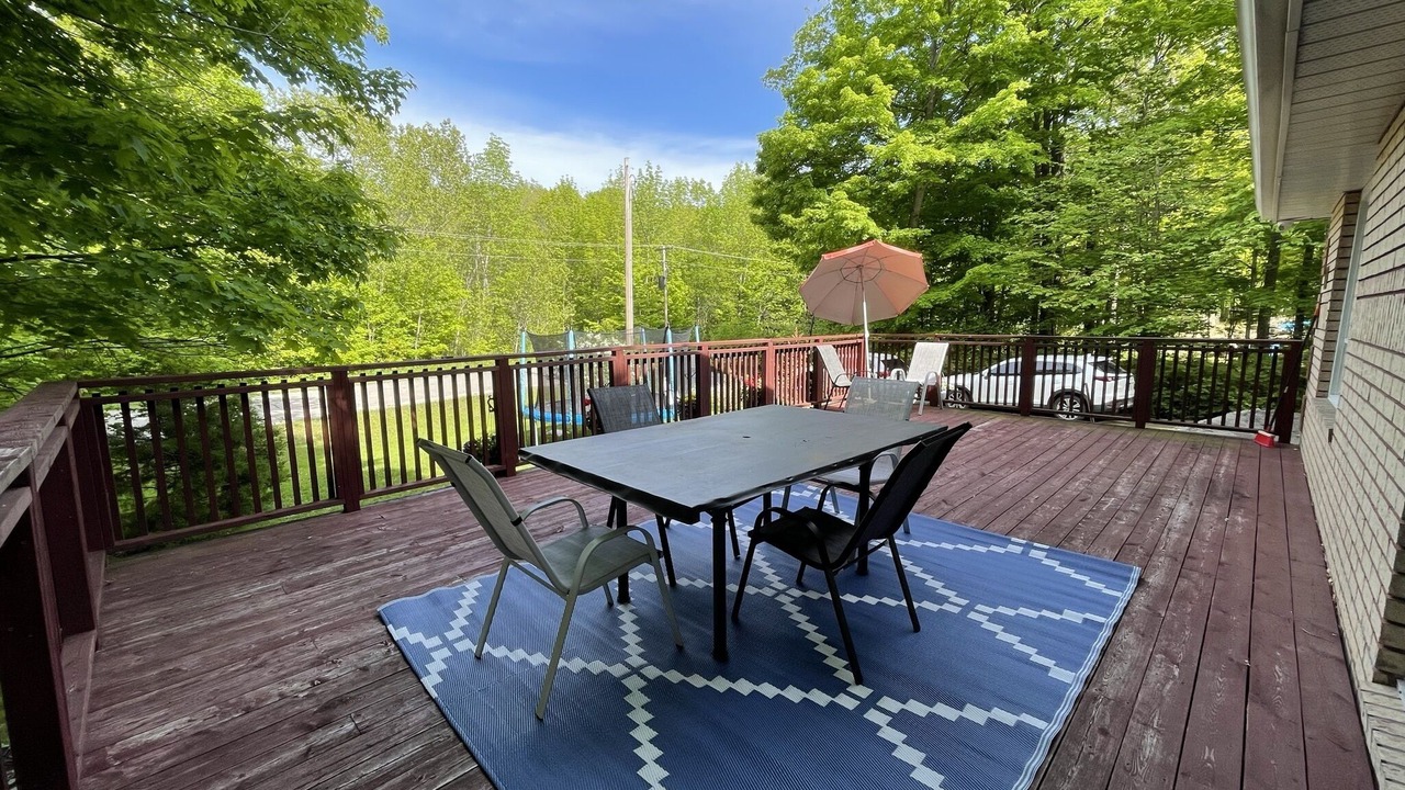 Photo of Outdoor in Tiny