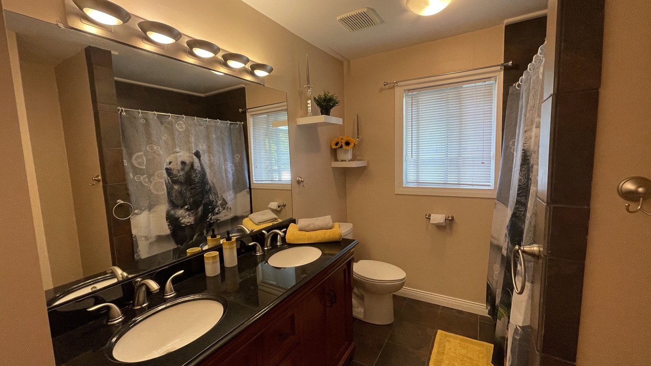 Photo of Bathroom in Tiny