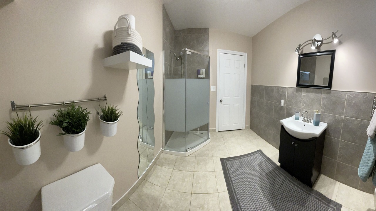 Photo of Bathroom in Tiny