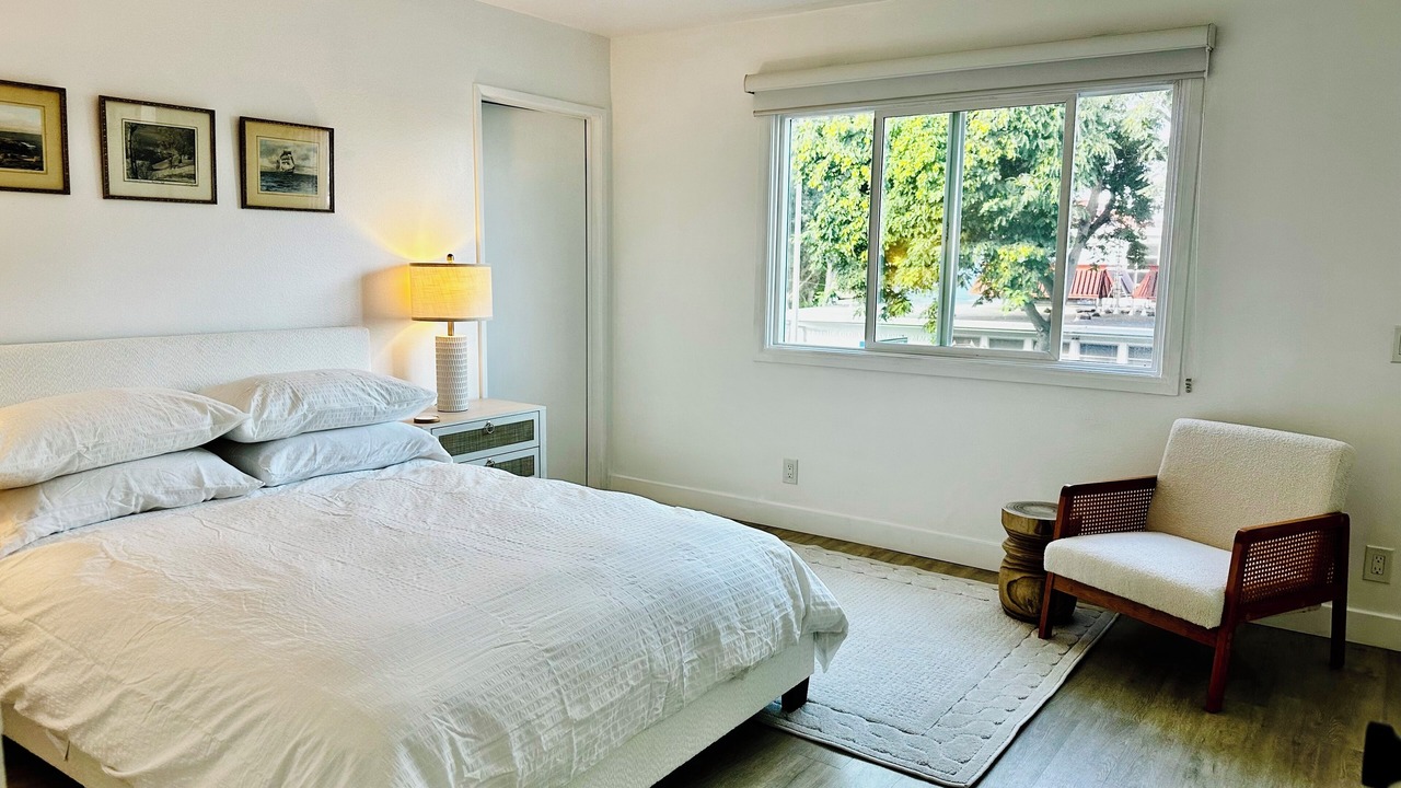 Photo of Bedroom in Marina Peninsula