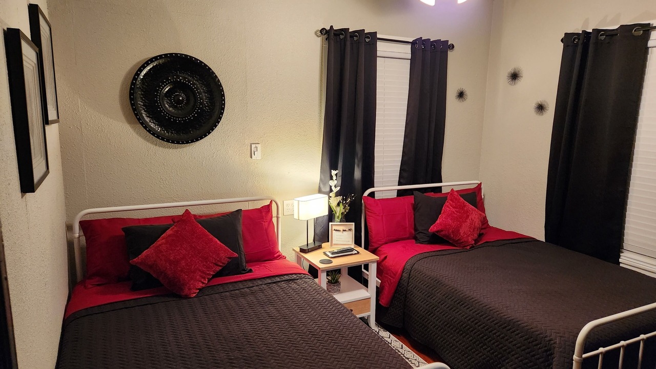 Photo of Bedroom in Harlandale