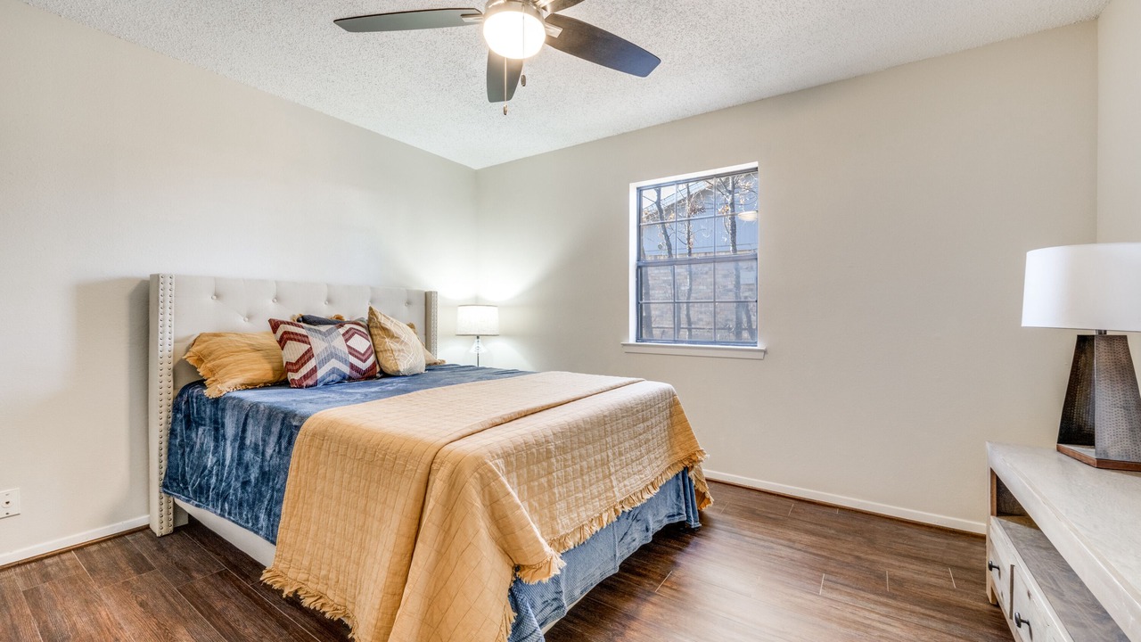 Photo of Bedroom in Justin