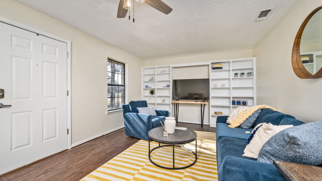 Photo of Livingroom in Justin