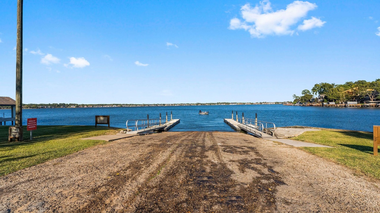Photo of Others in Walden on Lake Conroe