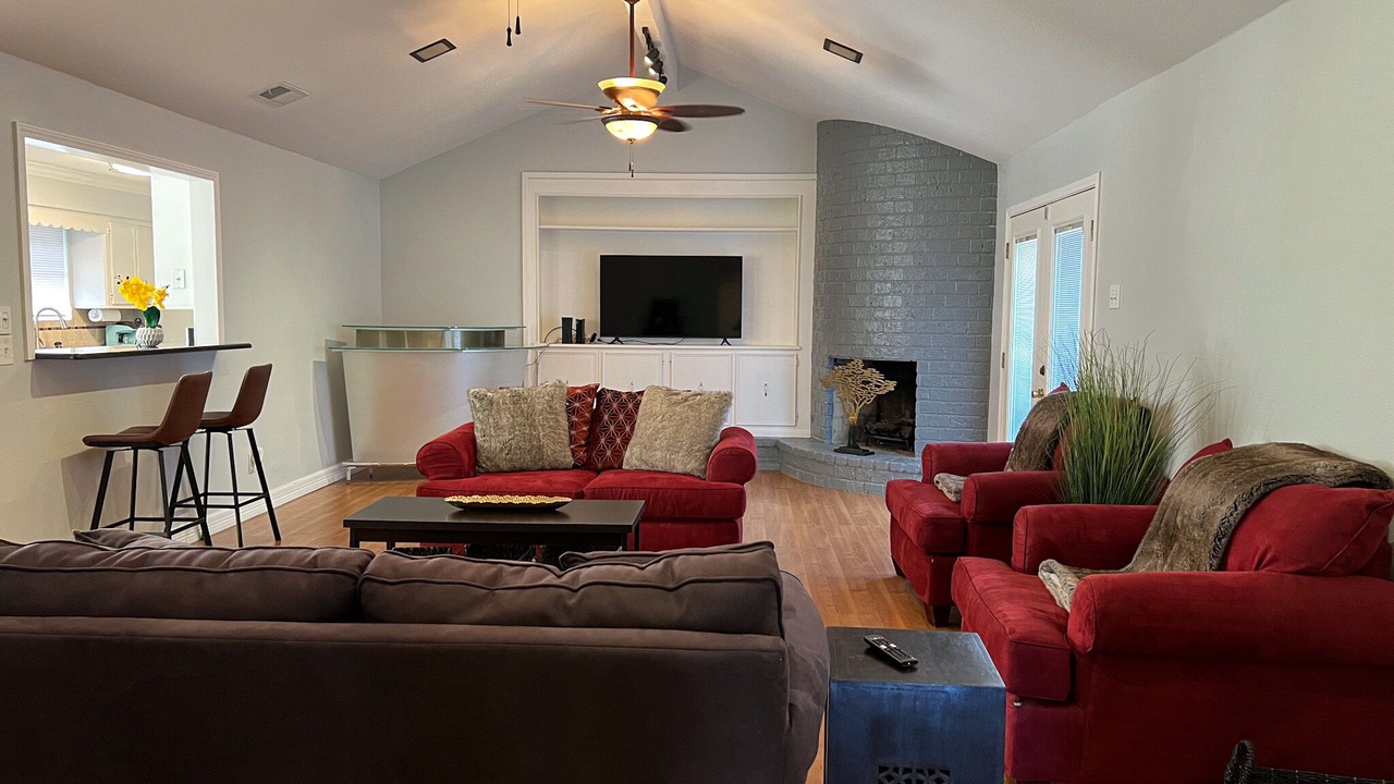 Photo of Livingroom in South Side