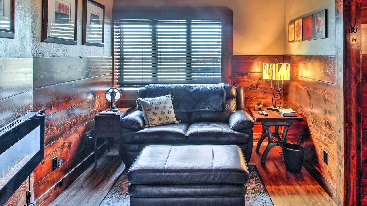 Photo of Livingroom in Centerville