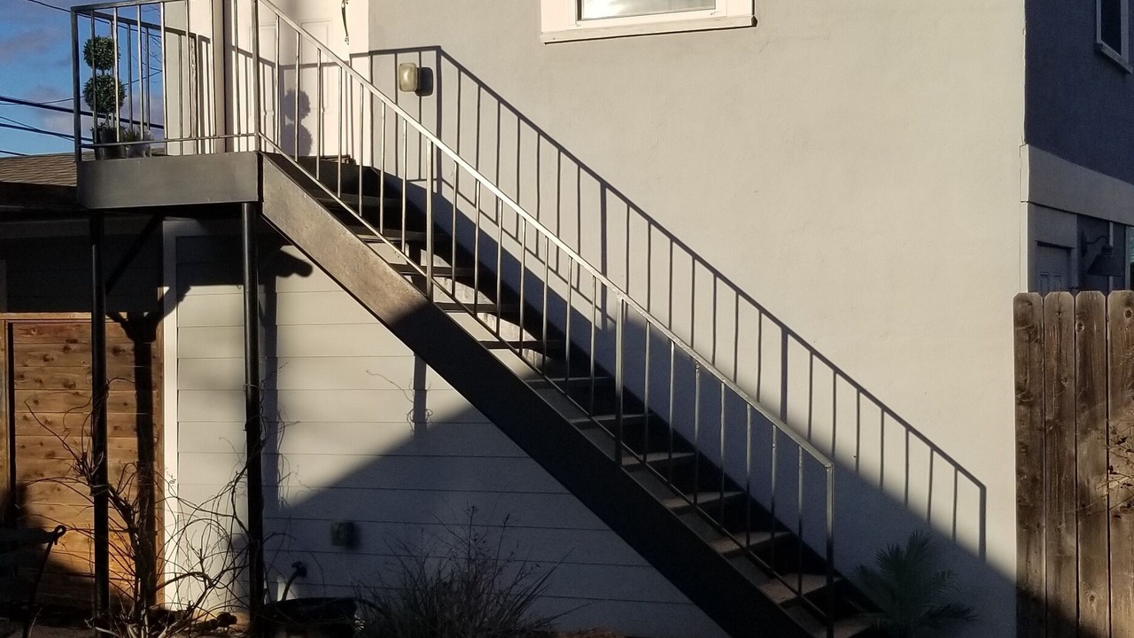 Photo of Outdoor in Austin Ave.