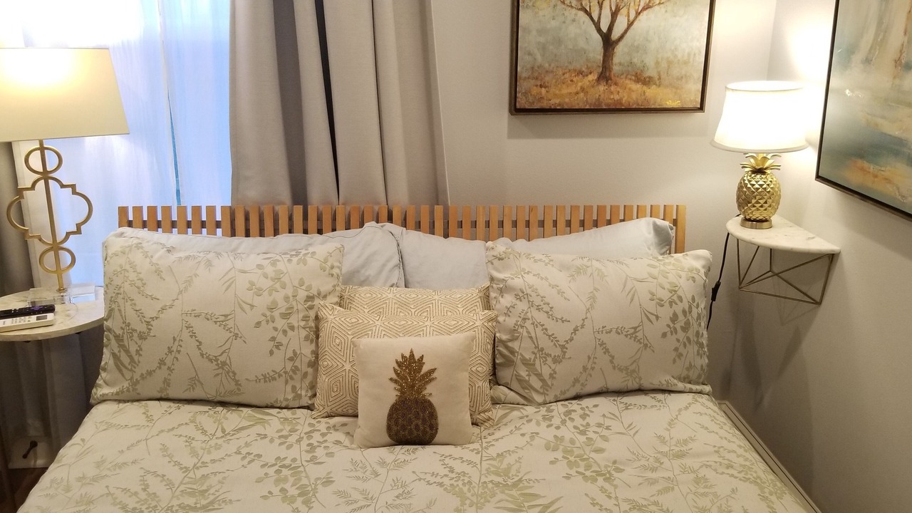 Photo of Bedroom in Austin Ave.