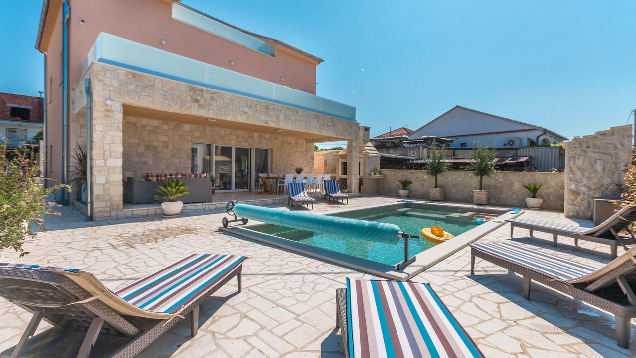 Photo of Outdoor in Turanj