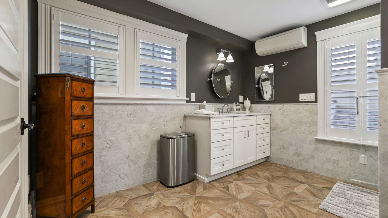 Photo of Bathroom in Ocean Grove