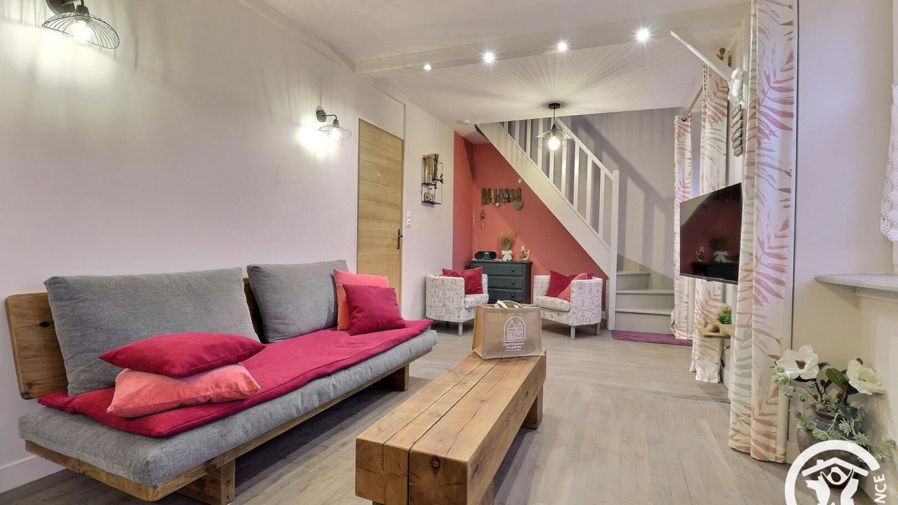 Photo of Livingroom in Marcille-Raoul