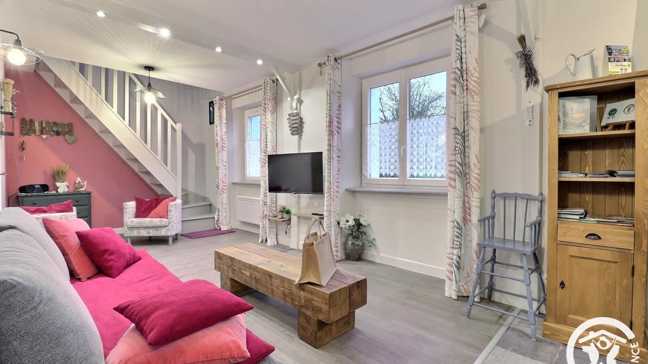 Photo of Livingroom in Marcille-Raoul